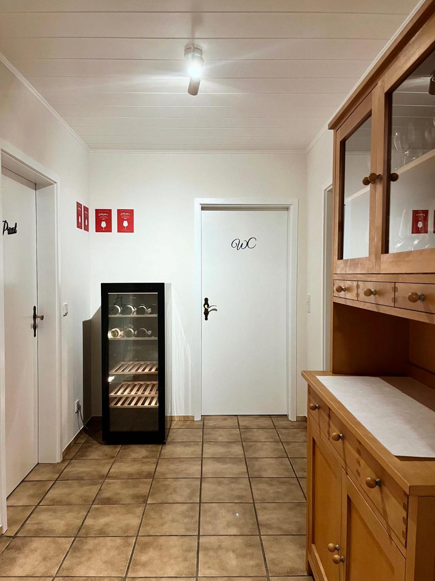 Pension 1595 Im Weingut Botzet Maring-Noviand Экстерьер фото